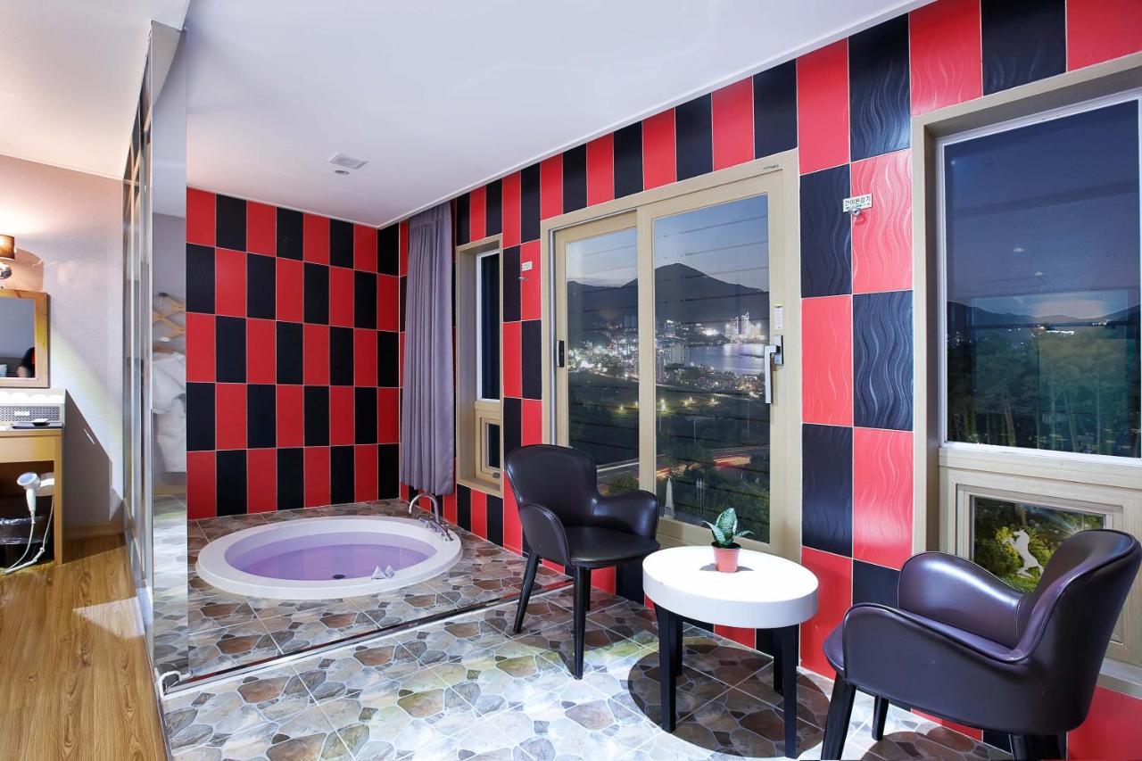 Dome Hotel Geoje Exterior photo